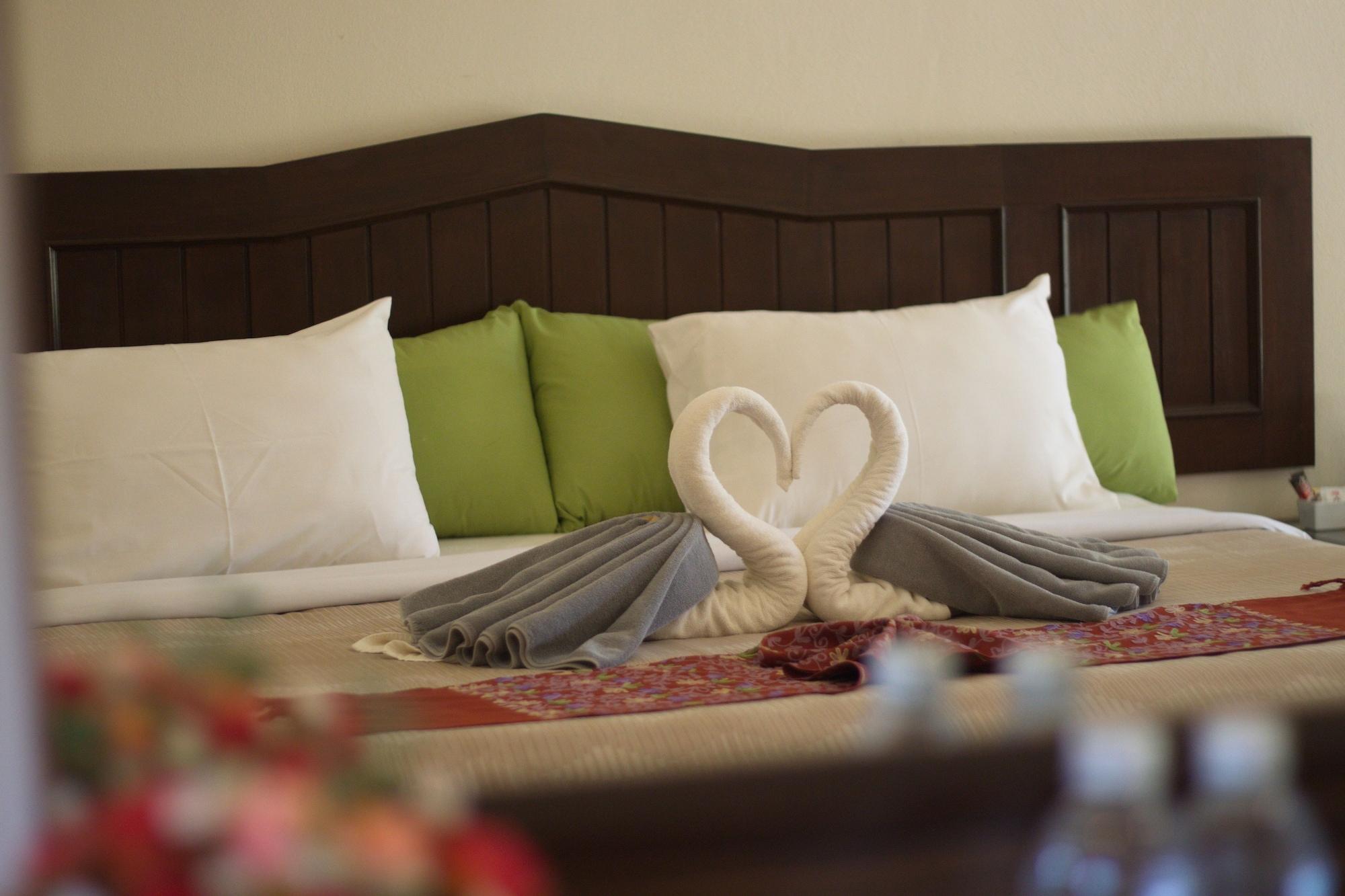 Banraya Resort And Spa Koh Racha Yai Luaran gambar