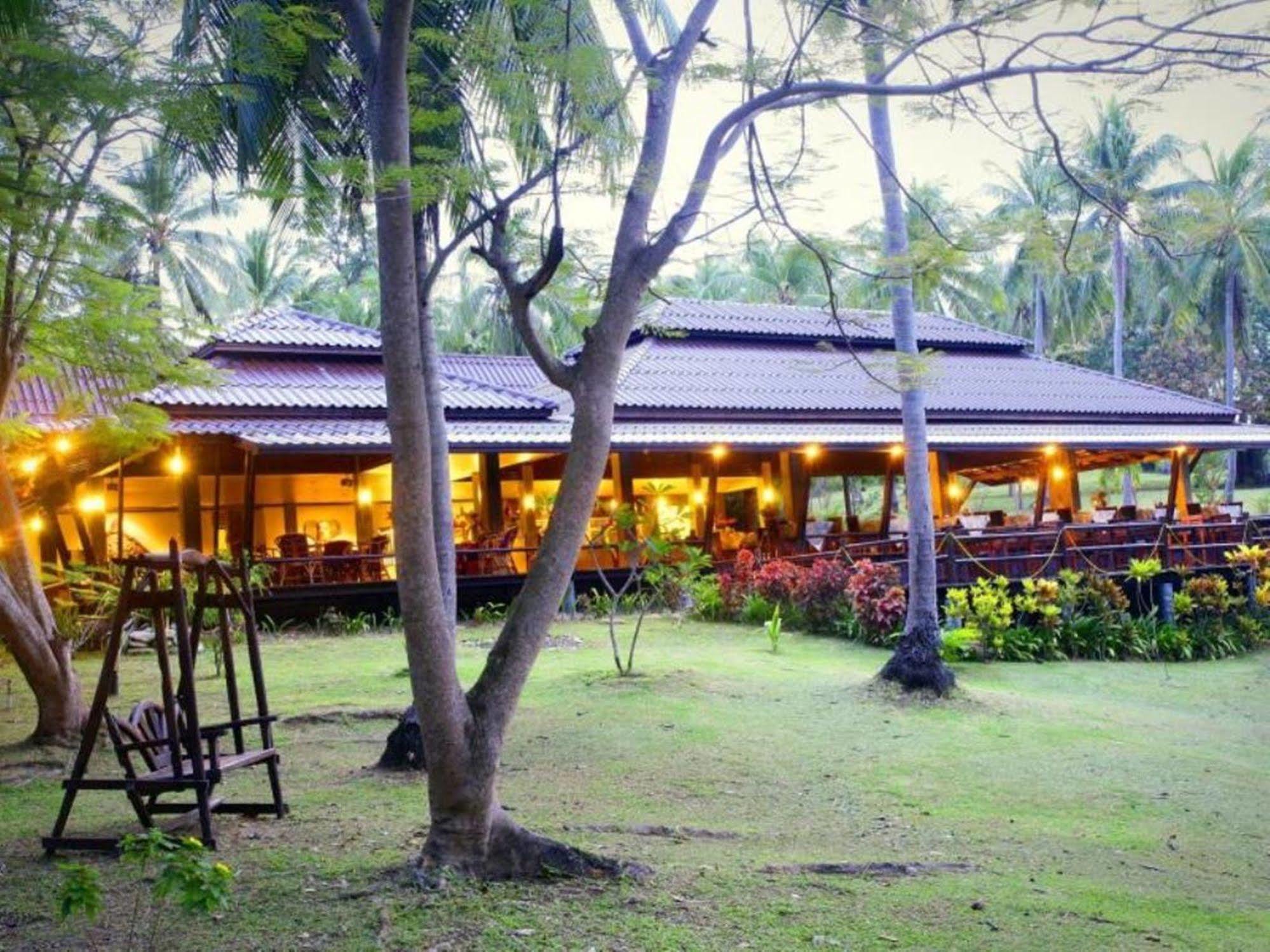 Banraya Resort And Spa Koh Racha Yai Luaran gambar